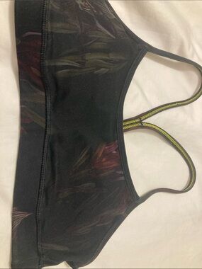 Lululemon racer back black purple, tulip and green leaf running bra
